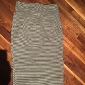 🍍 4/25$ Zara skirt
